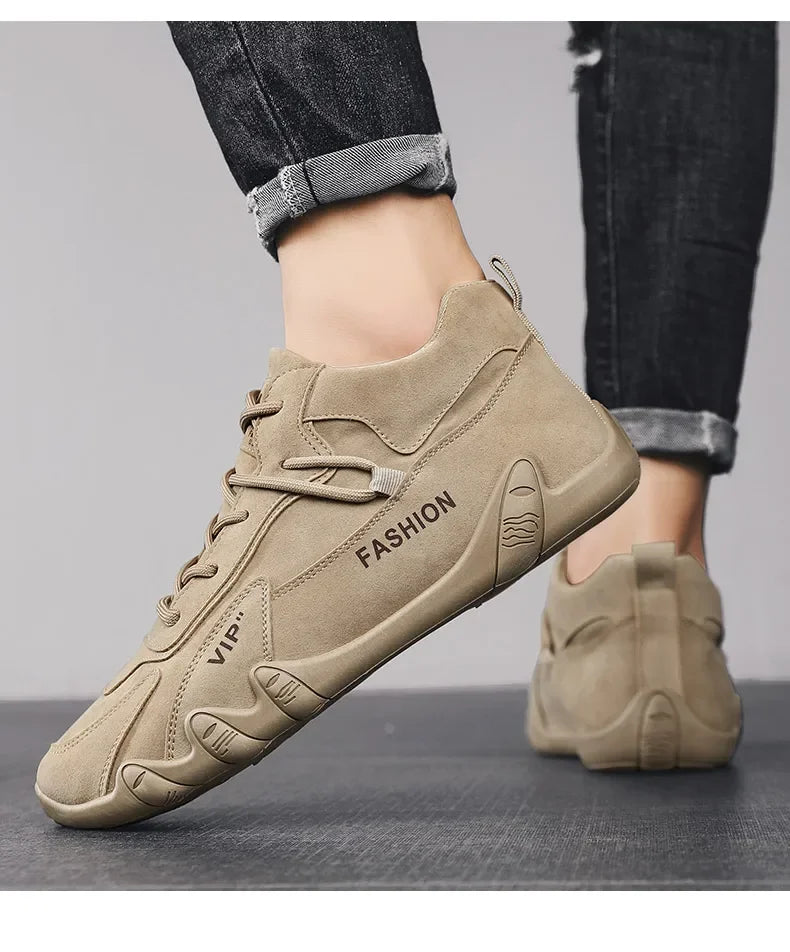 Botas masculinas de cano curto, primavera de 2024, tênis casuais masculinos, antiderrapantes, cáqui, calçados masculinos de trabalho, botas curtas, mocassins com cadarço, zapatillas hombre