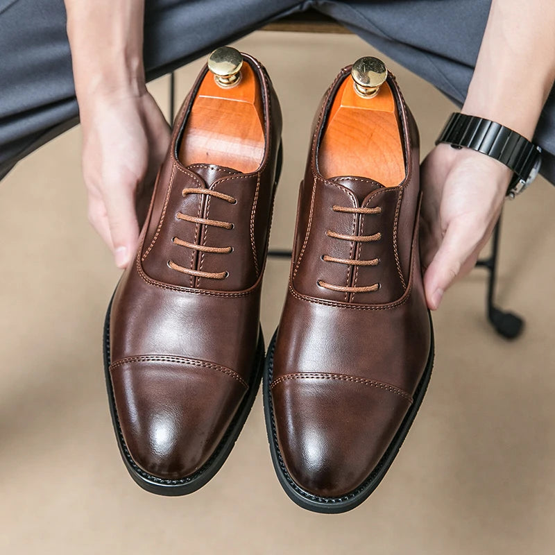 New Luxury Brand Men Leather Dress Shoes Comfortable Pointed Toe Men's Formal Shoes Black Casual Wedding Shoes