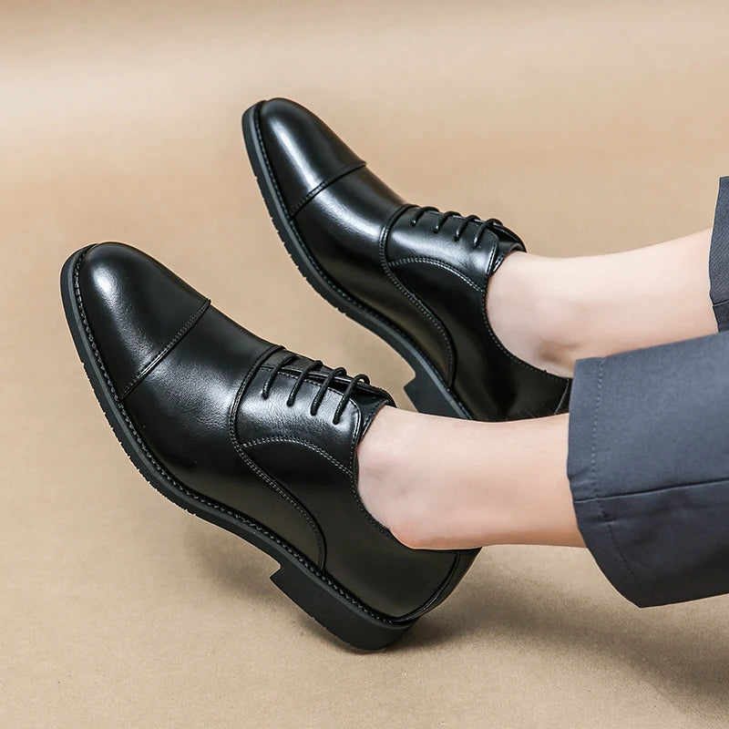 New Luxury Brand Men Leather Dress Shoes Comfortable Pointed Toe Men's Formal Shoes Black Casual Wedding Shoes
