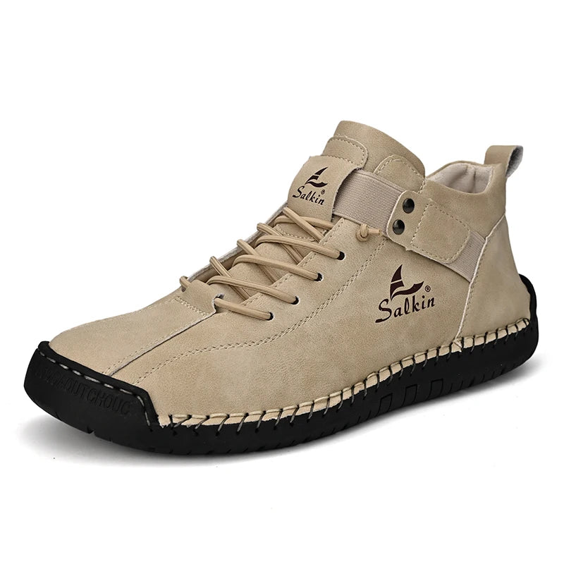 Nuevos zapatos casuales de cuero hechos a mano 2024 para hombre, zapatillas de diseño, zapatos de cuero transpirables para hombre, botines para exteriores para hombre.