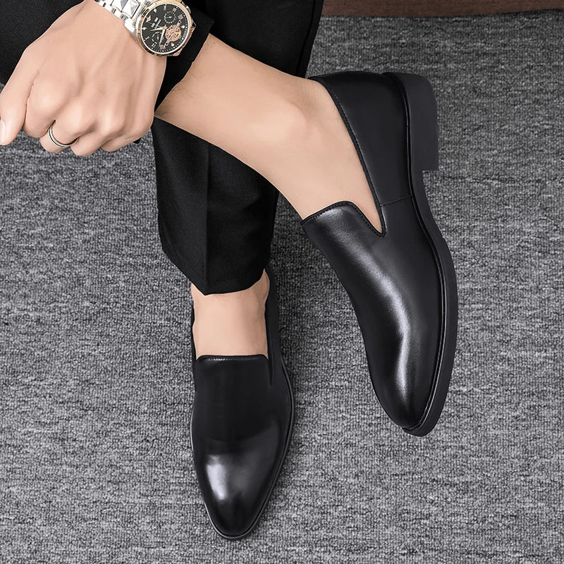 Zapatos formales de cuero sin cordones para hombre, mocasines casuales, zapatos de boda negros, elegantes zapatos Oxford de punta puntiaguda para oficina