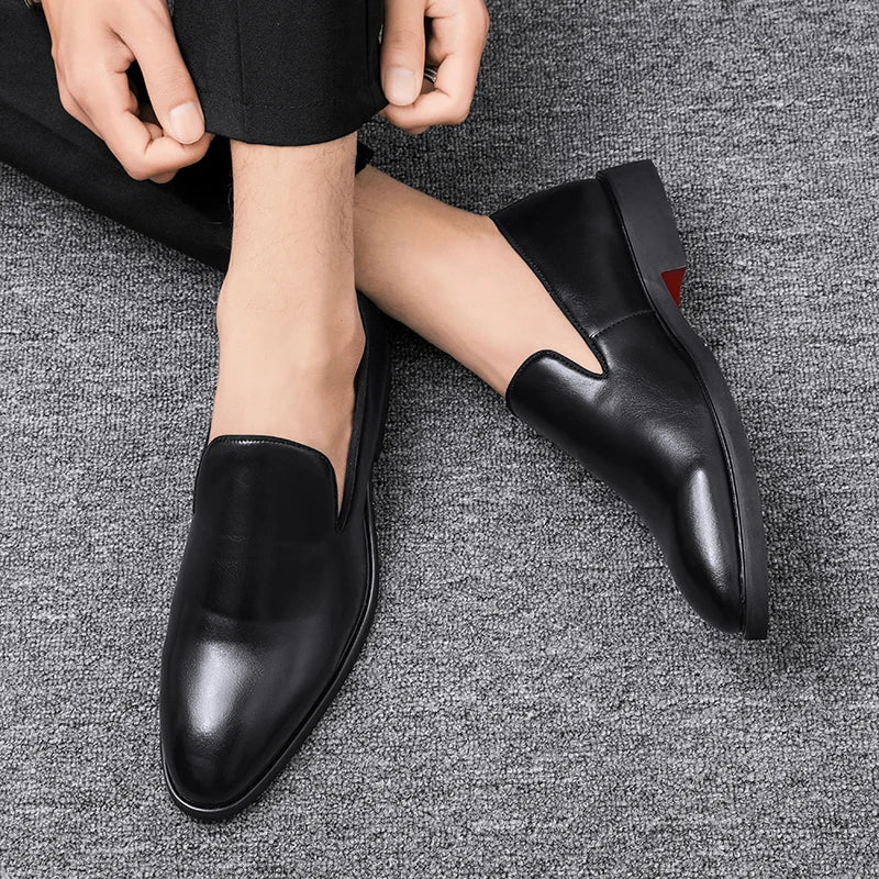 Zapatos formales de cuero sin cordones para hombre, mocasines casuales, zapatos de boda negros, elegantes zapatos Oxford de punta puntiaguda para oficina