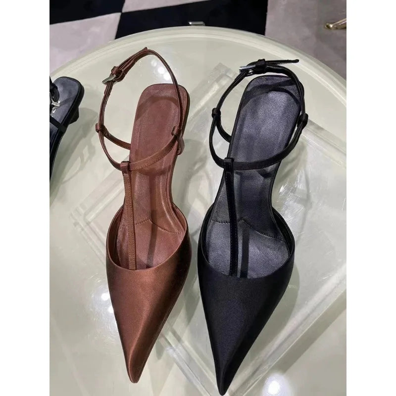 Zapatos de marca para mujer, sandalias sexis de punta puntiaguda, cómodas, de tacón bajo, de moda, sencillas, versátiles y de talla grande.