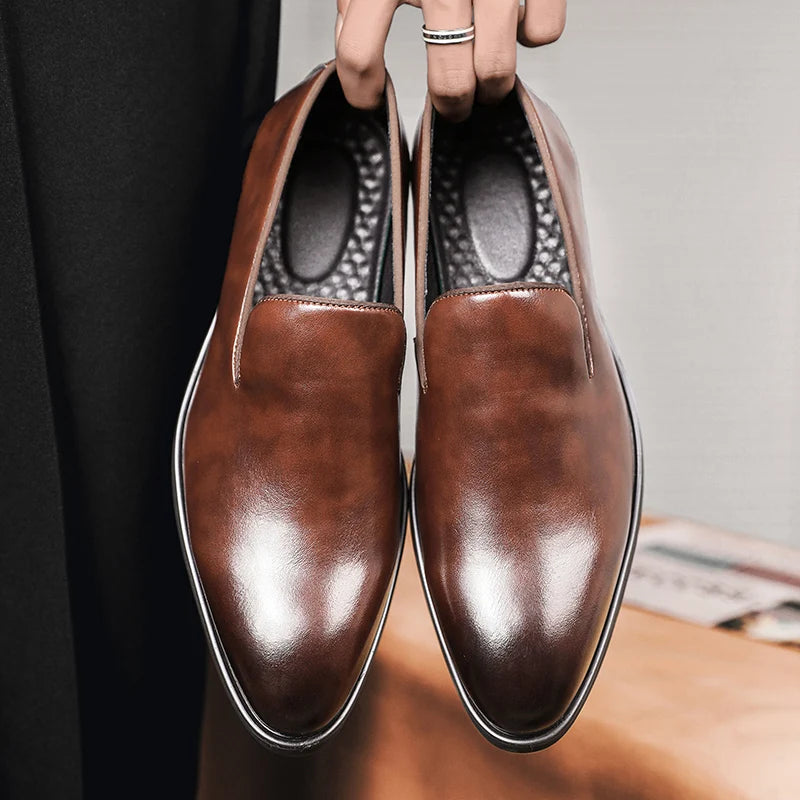 Zapatos formales de cuero sin cordones para hombre, mocasines casuales, zapatos de boda negros, elegantes zapatos Oxford de punta puntiaguda para oficina