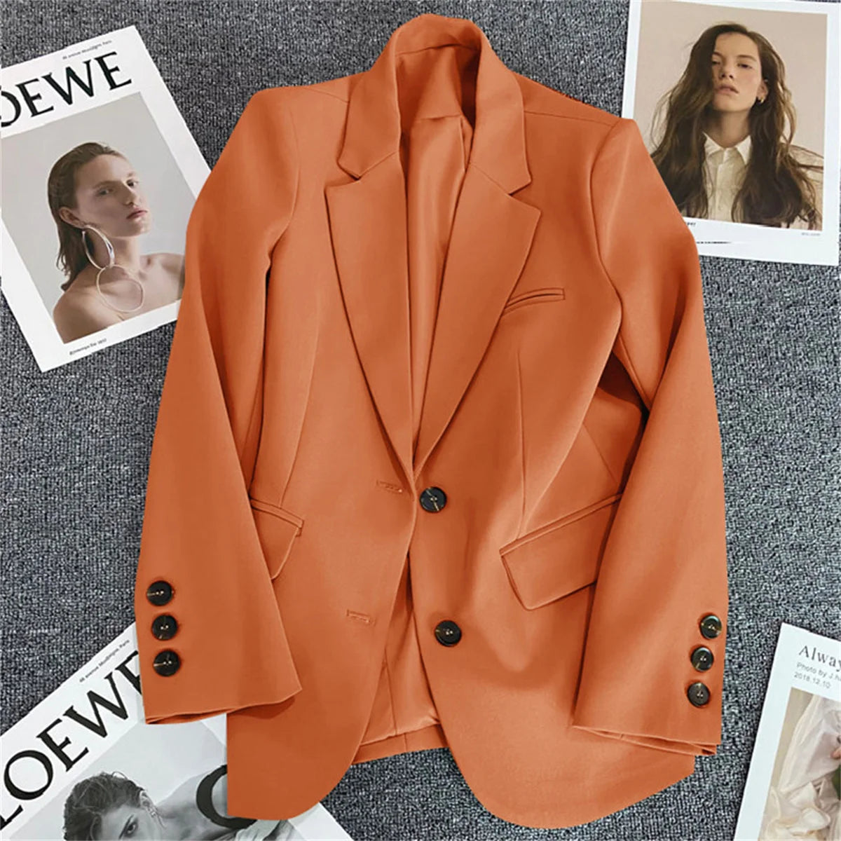 Jaqueta feminina nova na moda coreana, terno pequeno, blusa marrom, casaco, roupas soltas, retas, temperamento fino, blazer para mulheres chique