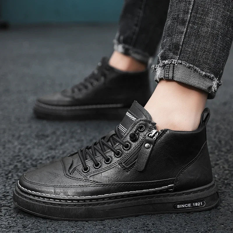 Botas masculinas de inverno, sapatos de couro de cano alto da moda, sapatos de algodão, botas de cano curto da moda, sapatos casuais para negócios e atividades ao ar livre, tênis masculinos novos