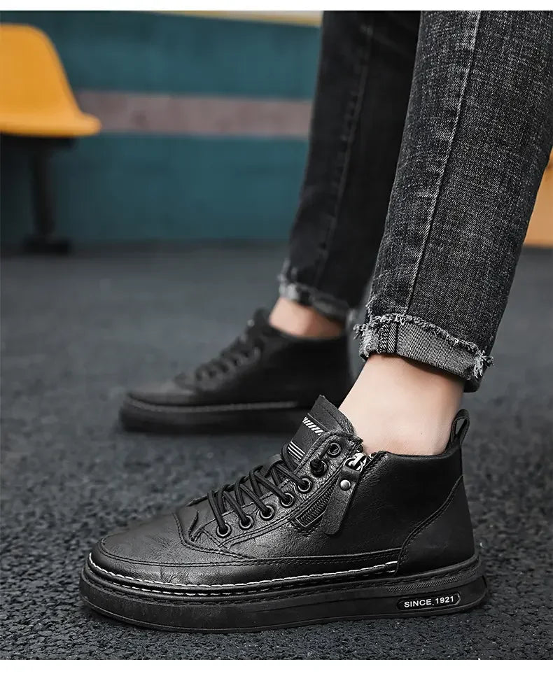 Botas masculinas de inverno, sapatos de couro de cano alto da moda, sapatos de algodão, botas de cano curto da moda, sapatos casuais para negócios e atividades ao ar livre, tênis masculinos novos