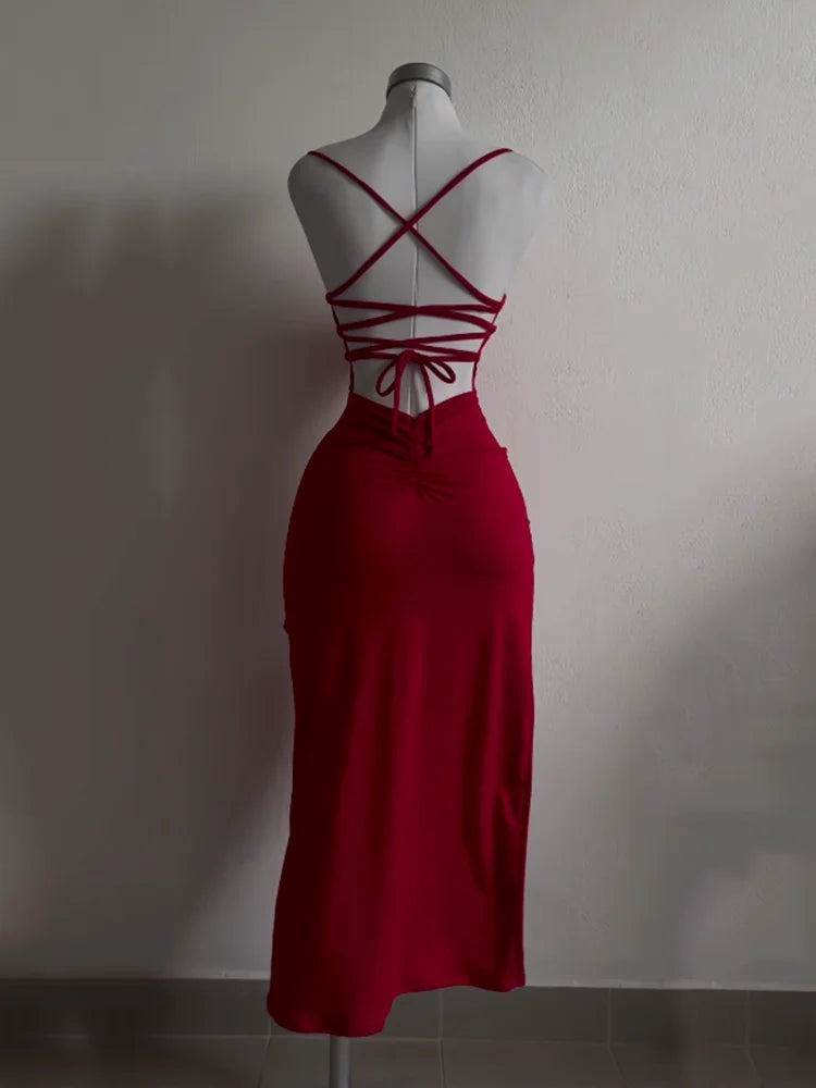 Vestido nuevo explosivo de verano 2024, vestido de alta sensibilidad con tirantes tipo halter y bolso Spice Girl a la cadera.