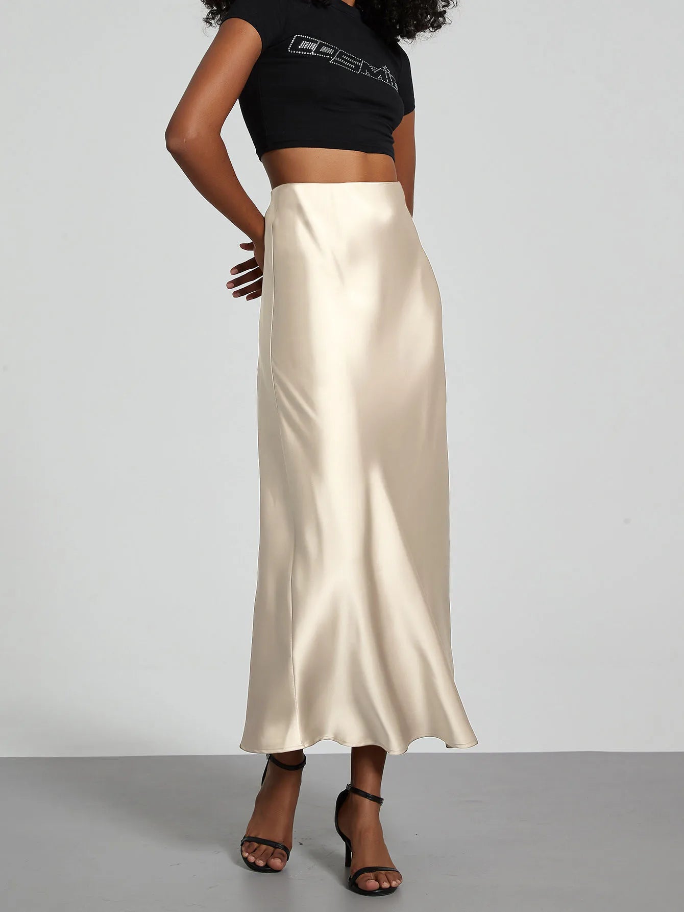 Falda larga de satén de moda para fiesta, cintura alta, color liso, informal, básica, de cola de pez, atuendo elegante de verano para mujer 2025