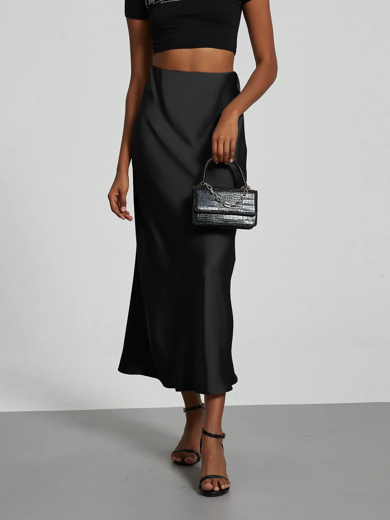 Falda larga de satén de moda para fiesta, cintura alta, color liso, informal, básica, de cola de pez, atuendo elegante de verano para mujer 2025