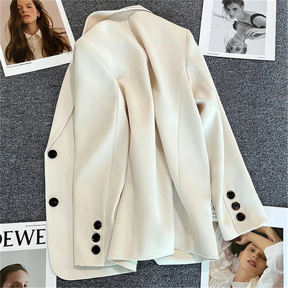 Jaqueta feminina nova na moda coreana, terno pequeno, blusa marrom, casaco, roupas soltas, retas, temperamento fino, blazer para mulheres chique