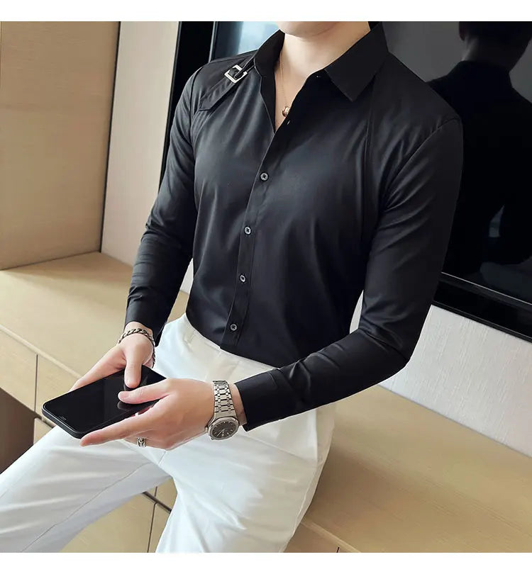 Camisa con diseño decorativo de tiras, ropa para hombre 2023, camisa coreana de manga larga, corte entallado, informal, ideal para discotecas y bailes de graduación.