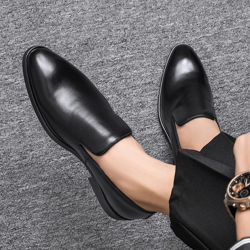 Zapatos formales de cuero sin cordones para hombre, mocasines casuales, zapatos de boda negros, elegantes zapatos Oxford de punta puntiaguda para oficina