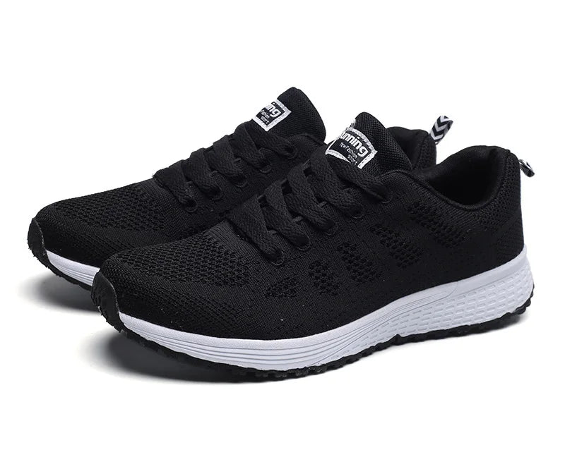 Zapatos casuales de mujer, zapatillas planas de malla transpirables a la moda para caminar, zapatillas de deporte para mujer 2021, zapatos vulcanizados para gimnasio, calzado blanco para mujer